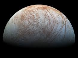 Descubre NASA óceano en la luna de Júpiter