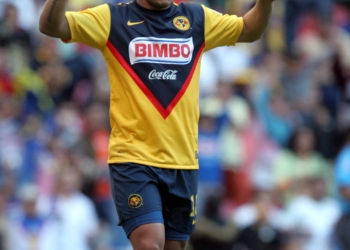 Salvador Cabañas volverá a vestir la playera del América
