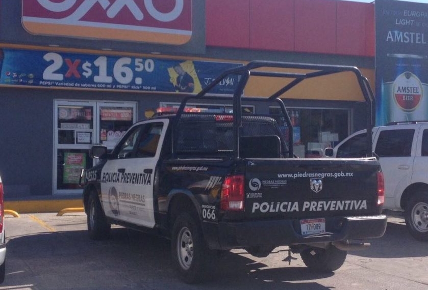 Atracan otro Oxxo en Piedras Negras
