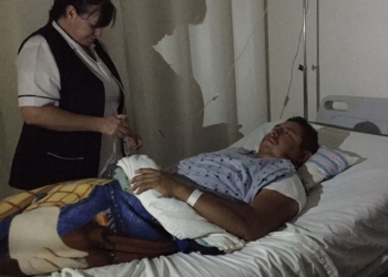 Estudios médicos indican que el taxista presenta traumatismo craneoencefálico