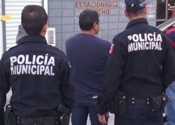 Citarán a declarar a dos policías en caso de robo de celulares