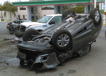 Pedirán videos de gasolinera para resolver choque volcadura