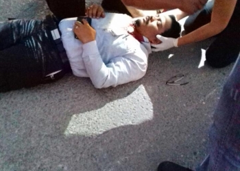 Fuera de peligro participante de fuerte choque