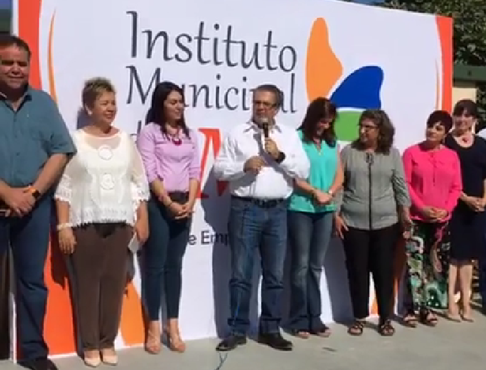 Forman centro de empoderamiento para la mujer