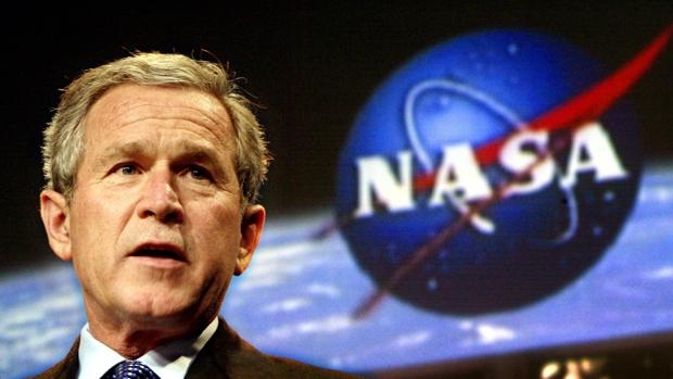 George W. Bush vota en blanco en las elecciones de Estados Unidos
