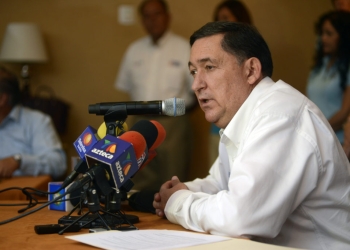 Dejará Isidro Alcaldía el 4 de enero para buscar la gubernatura