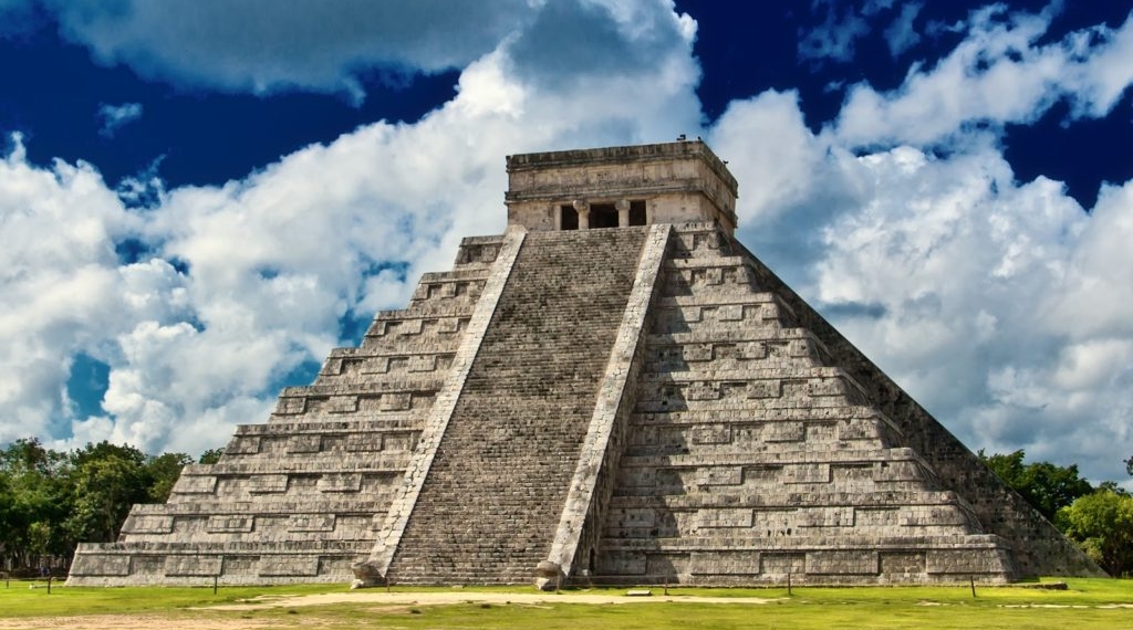 Hallan estructura en pirámide de Chichén Itzá