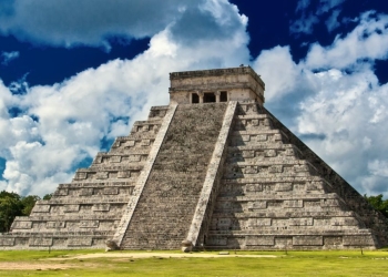 Hallan estructura en pirámide de Chichén Itzá