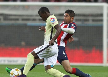 Chivas lucha hasta el final pero América avanza