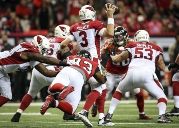 Taylor Gabriel guía triunfo de Falcons