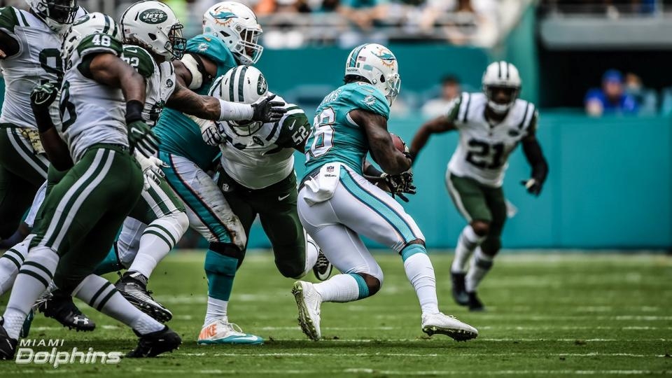Dolphins vence a Jets