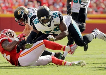 Con una gran defensiva, los Chiefs superaron 19-14 a los Jaguars