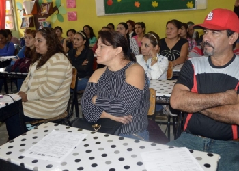 En marcha programa pláticas para padres responsables en Nava
