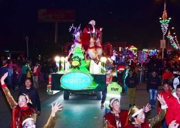 Invita DIF a desfile navideño