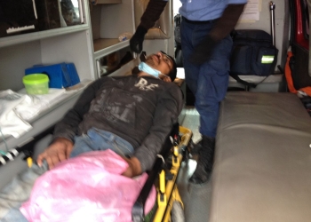 Rescatan a hombre que tenía tres días dentro de una pileta