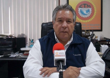 Trabajadores deberían ganar al menos 2 mil pesos a la semana: Leocadio Hernández