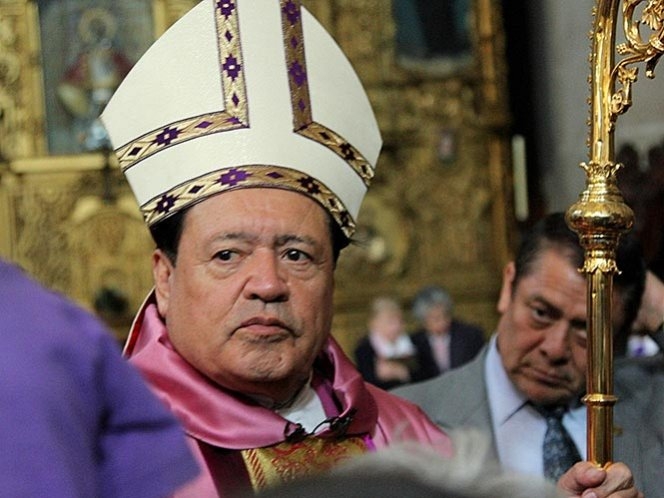 Pide Norberto Rivera a la Virgen que ‘toque el corazón de Trump’