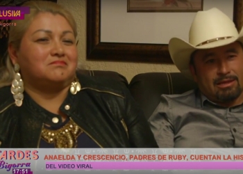Es oficial, los padres de Rubí invitan a todos a la quinceañera
