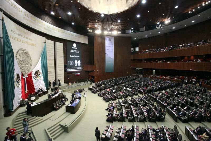 Diputados se sirven otra vez con la cuchara grande