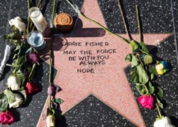 Crean estrella para Carrie Fisher