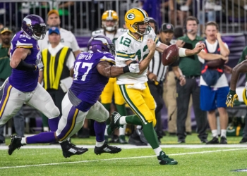 Aaron Rodgers eleva a Packers sobre Vikings