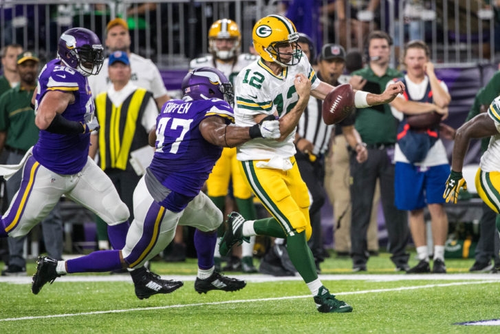 Aaron Rodgers eleva a Packers sobre Vikings
