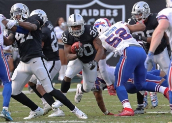 Raiders alcanza su décima victoria