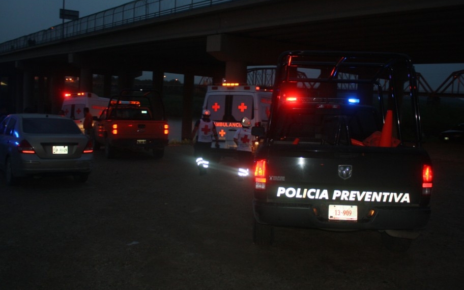 Río Bravo arrastra a joven centroamericano
