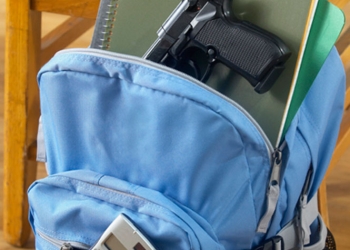 Se debe inhibir el contacto con armas dentro y fuera de escuelas: Nuño