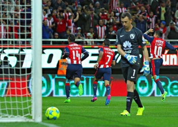 El Clásico se pintó de rojo y blanco