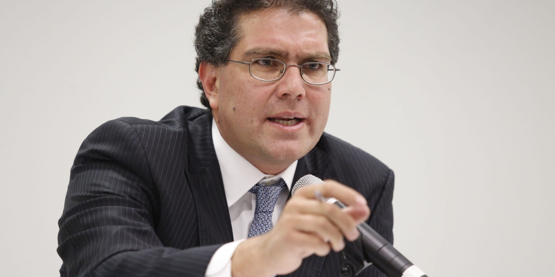 Renuncia Ríos Piter al PRD