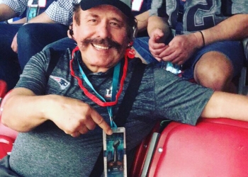 Humberto Moreira no fue al Super Bowl con Guadiana