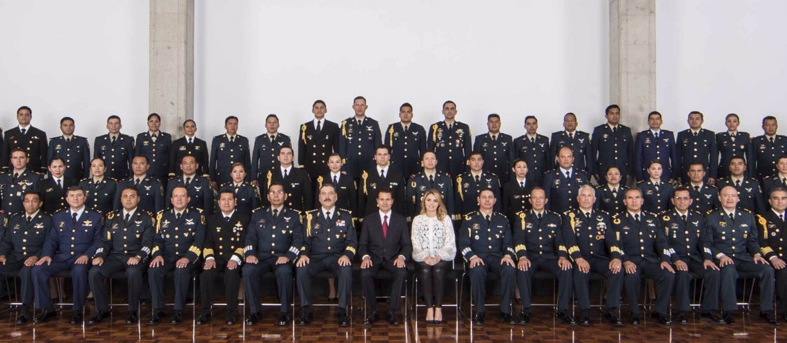 Peña Nieto expresa gratitud y reconocimiento al Estado Mayor Presidencial
