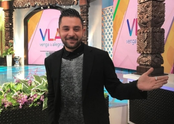 Sedan y roban a conductor de “Venga la Alegría”