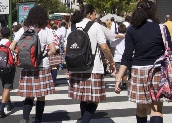 Jóvencitas se prostituyen por 50 pesos