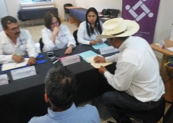 Roberto Pizarro se registra como candidato por el partido Movimiento Ciudadano