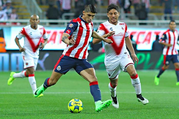 Chivas se Mantiene en la Cima Del CL17