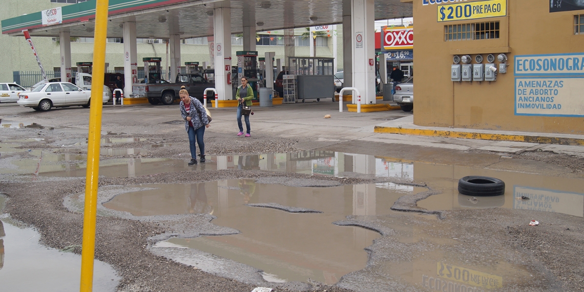 La calle México sigue en las mismas condiciones