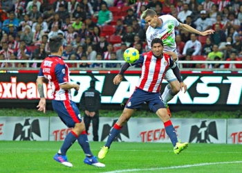 Chivas remontó y está en la antesala de la Final