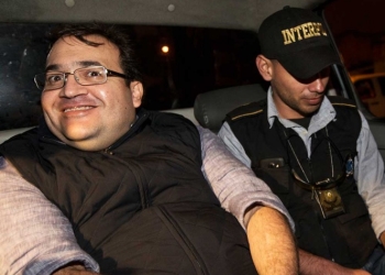 ¿De qué se ríe Javier Duarte?