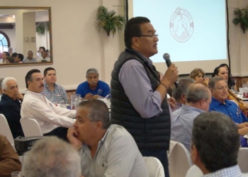Javier Guerrero visita PN y se reúne con trabajadores y empresarios