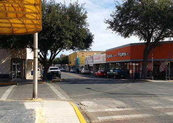 Cierra Payless en el centro de Eagle Pass