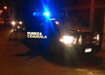 Golpean a taxista con un bate
