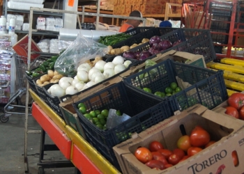 Aguacate y limón tienen precios elevados debido a la escasez de los productos