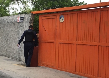 Alumna hiere con arma blanca a su maestro en Monterrey