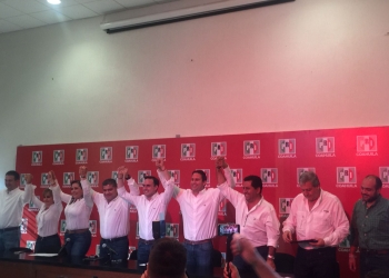 Riquelme se proclama ganador