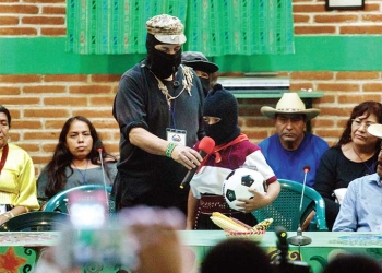 Entra a la tercera edad el subcomandante Marcos