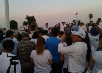 La Marcha por la Dignidad de Coahuila recorre las principales calles de PN