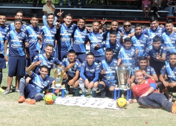 La Central logra bicampeonato en torneo de fútbol del IMSS