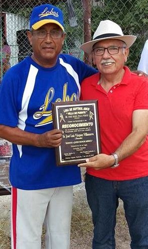 Reconocen trayectoria de  José Luis “Pescado” Vásquez
